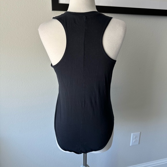 Johnny Cash, tank top, razorback - Picture 3 of 9